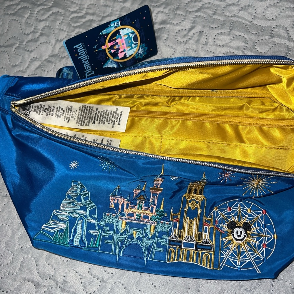 Disney parks castle Fanny Pack belt bag purse crossbody embroidered blue DCA New - Picture 3 of 7